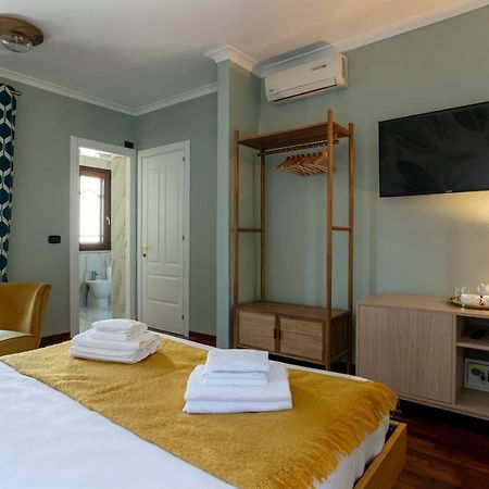 Pavean Suites Frattaminore Extérieur photo