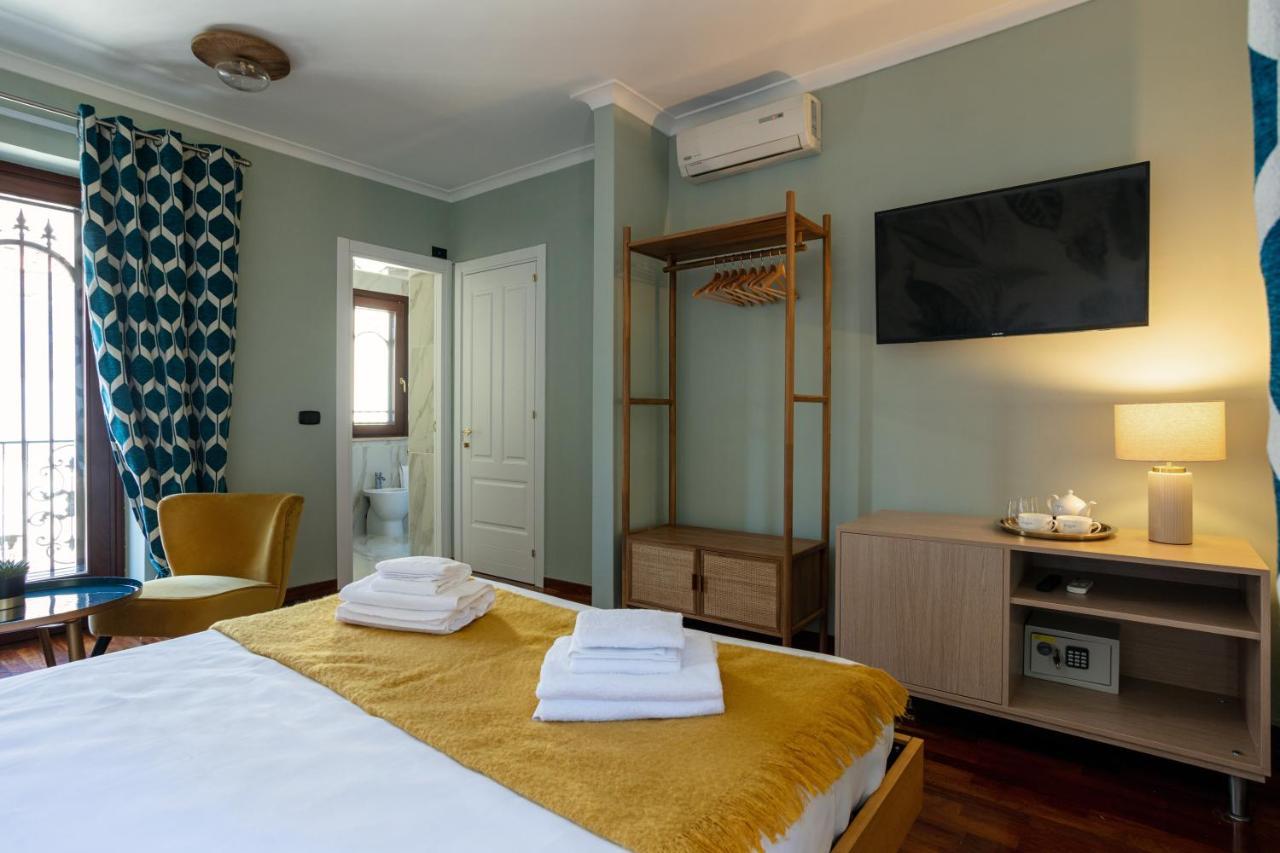 Pavean Suites Frattaminore Extérieur photo